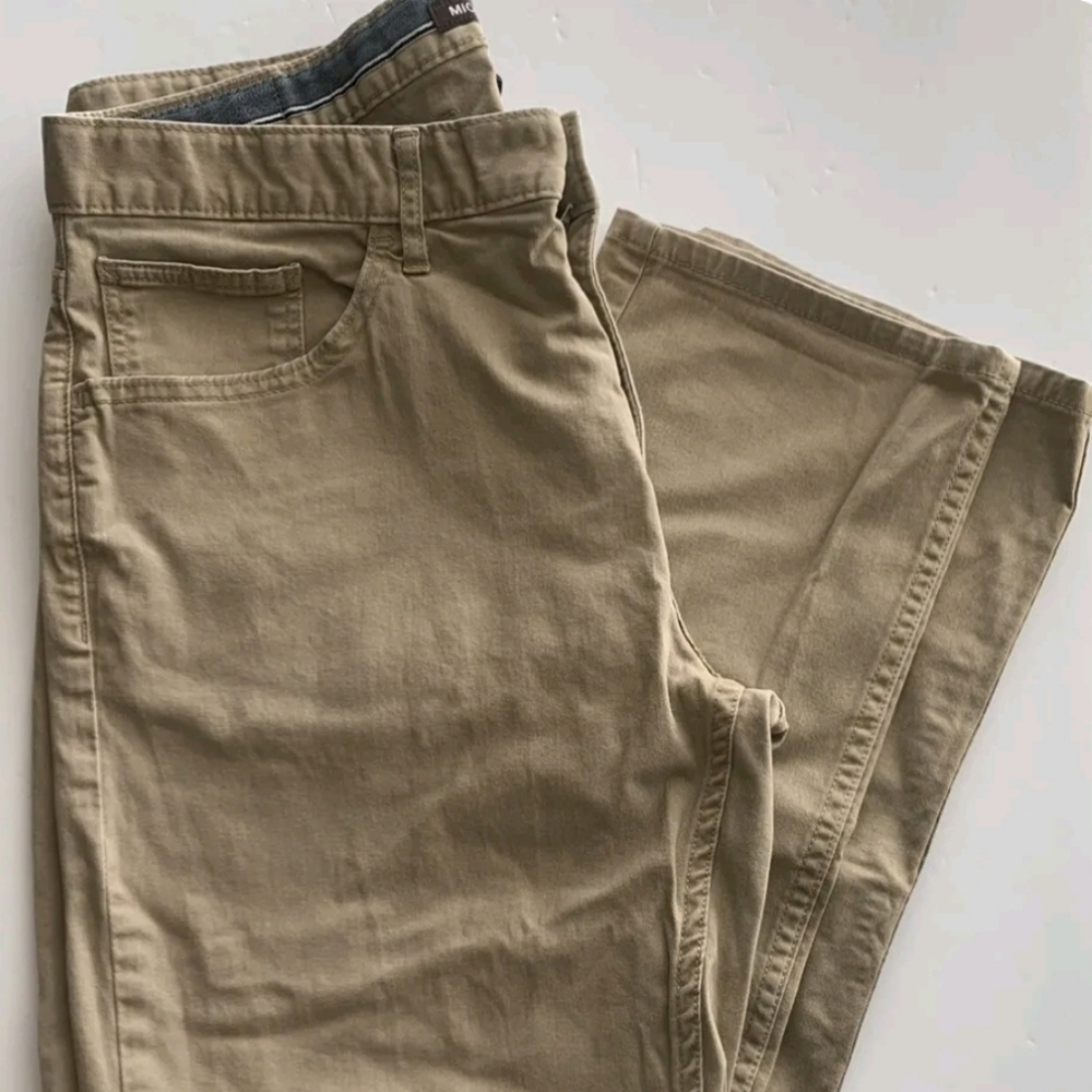Michael Kors Men's Khaki Parker Slim Fit, 5-Pocket Beige Pants, 32x30.